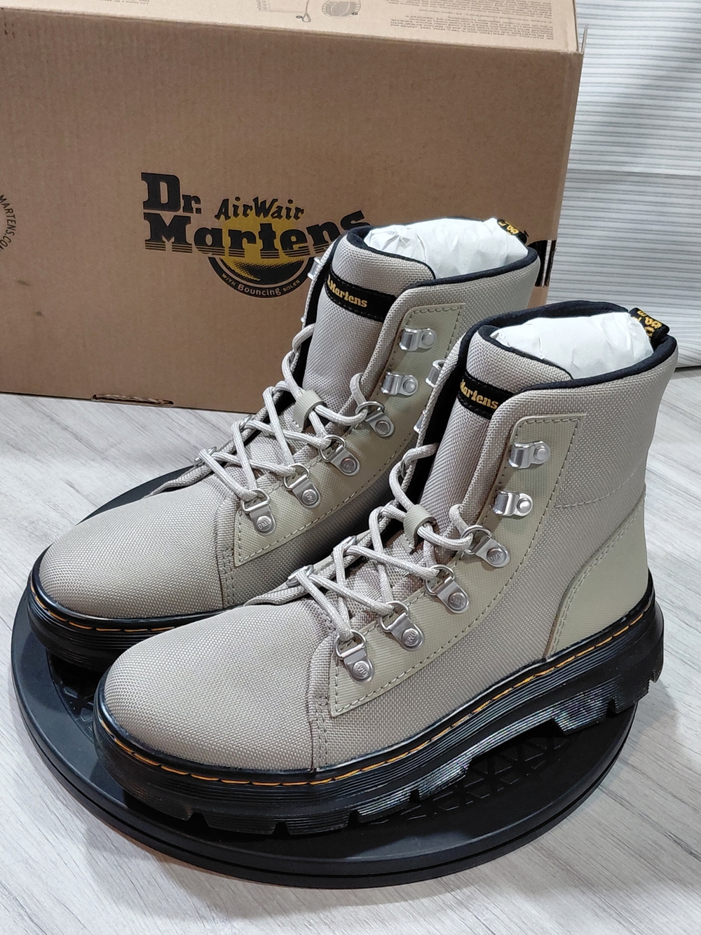 NEW Dr. Martens Womens Chunky Light Beige Poly Woven Canvas Combat Boots SIZE 7